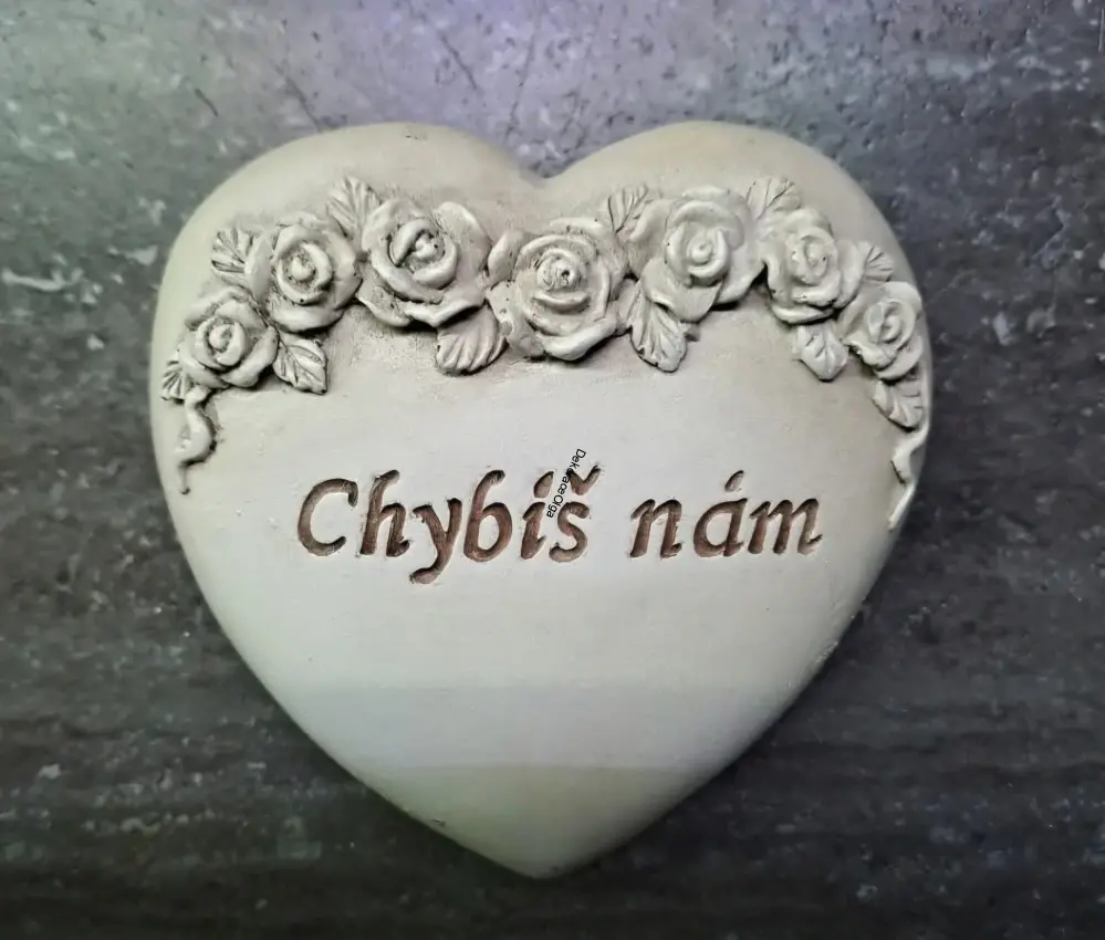 Srdce ♡ Chybíš nám