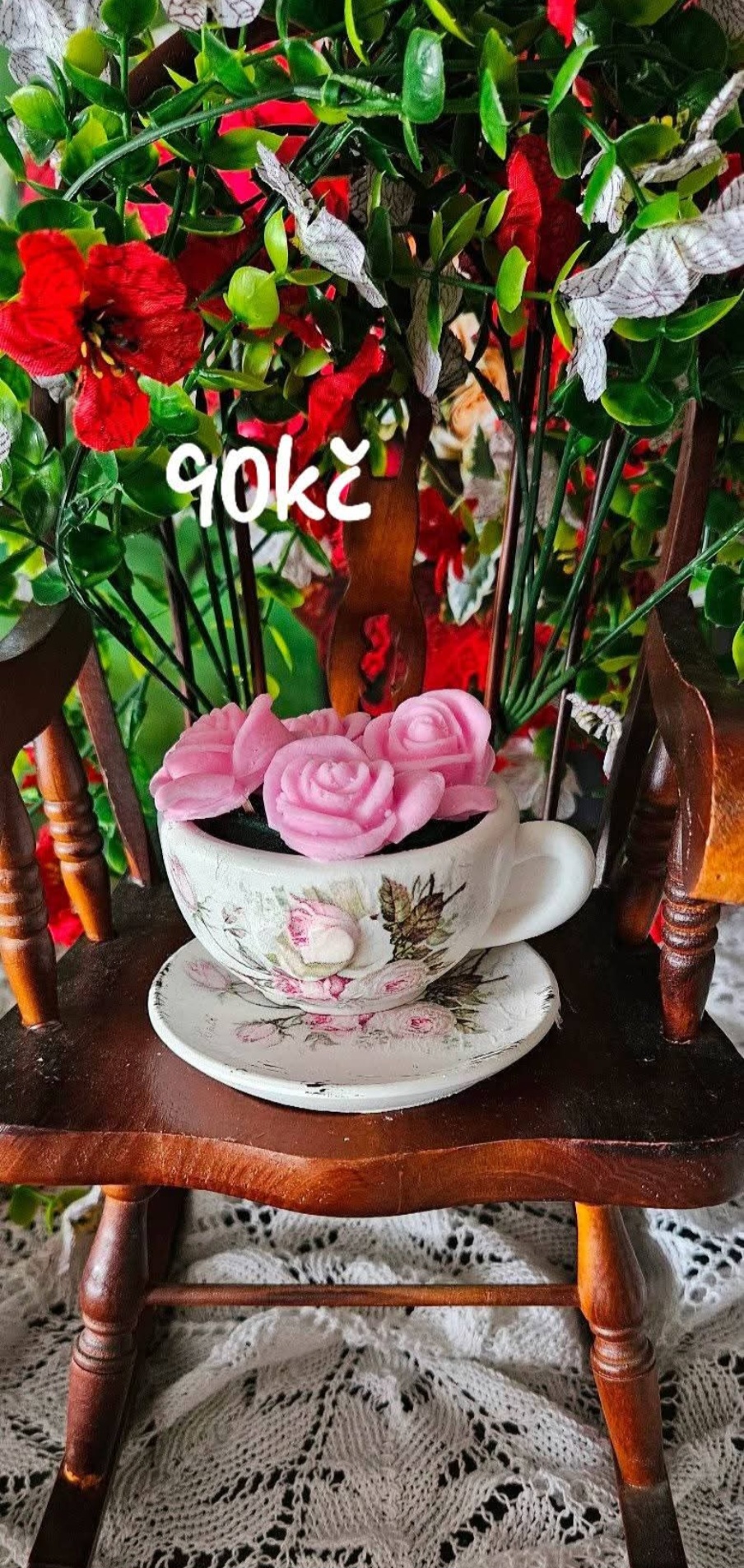 Hrníček s podšálkem a mýdlovou dekorací modrý