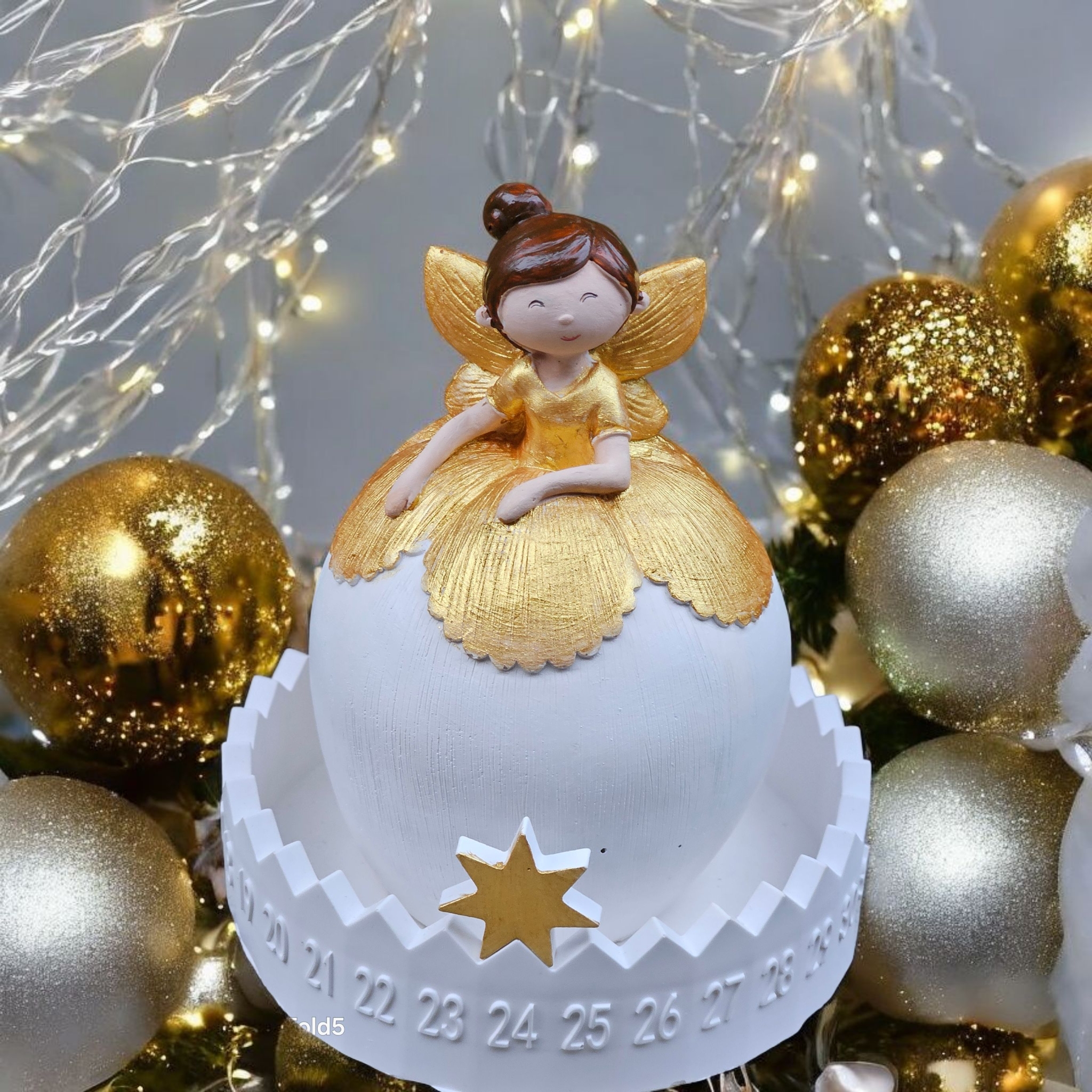 Adventní kalendář s andělkou boubelkou zlatá